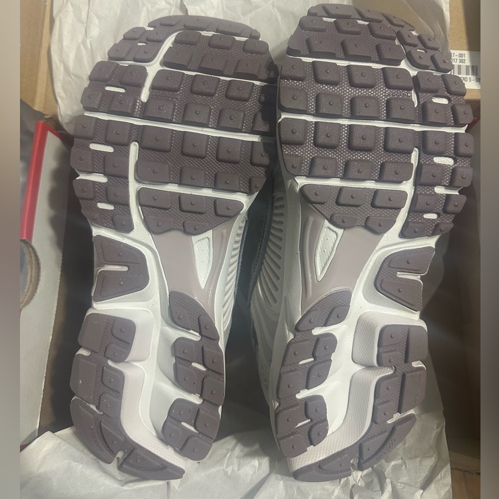 Stylish Women's Silver and White Sneakers - Picture 3 of 4